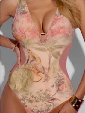 Ta3 Plungey Triangle - Contour
Cheeky Monkey/Rose -
Regular / Long / XL